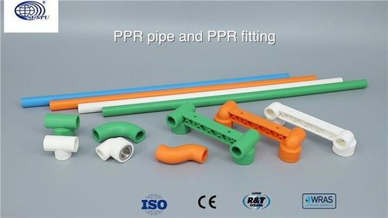 Kundenspezifische 4m 6m PPR-Rohre und -Fittings OEM PN12.5-25MPa